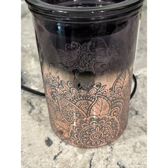 Happy Henna Scentsy Warmer New In Box - Picture 5 of 7